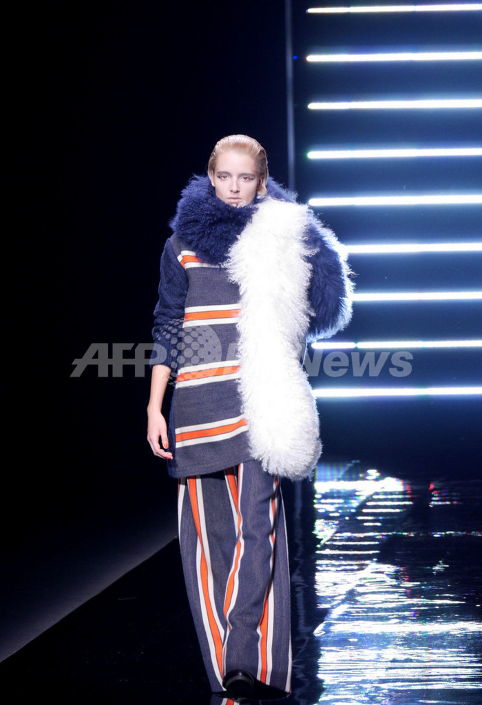 ＜13/14年秋冬東京コレクション＞ハン・アン・スン