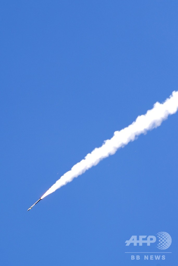 ガザ地区からロケット弾約90発、イスラエルは報復攻撃