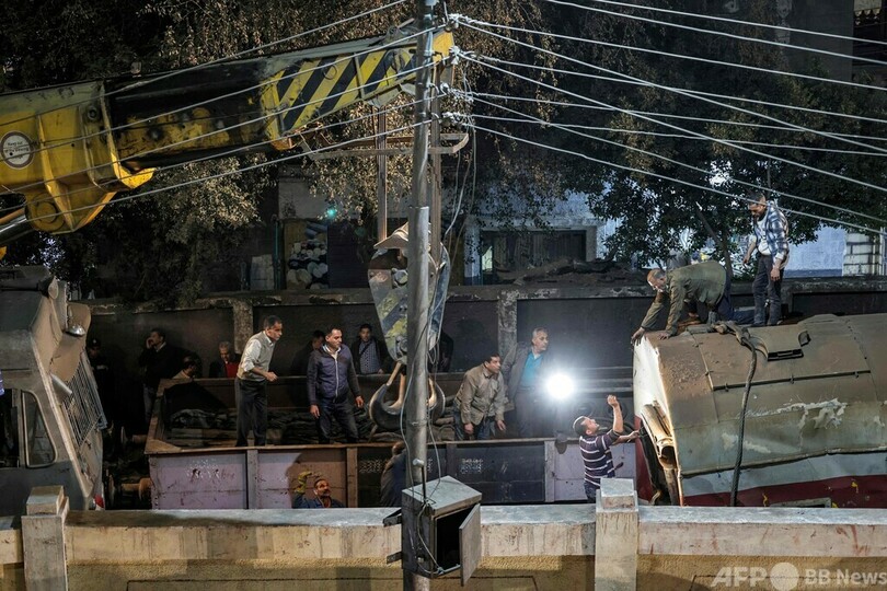 エジプトで列車脱線、2人死亡