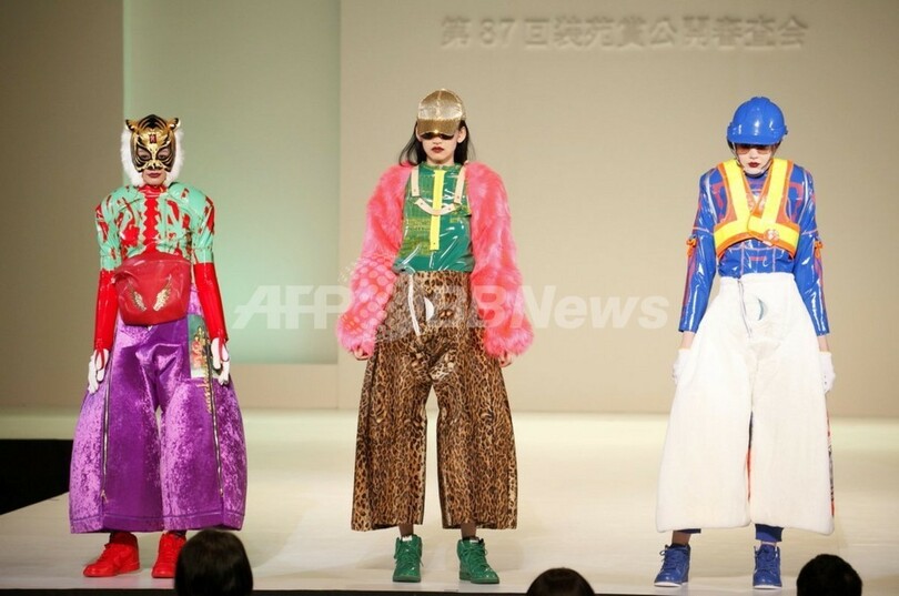 「装苑賞」公開審査会開催、候補者16組が作品を発表