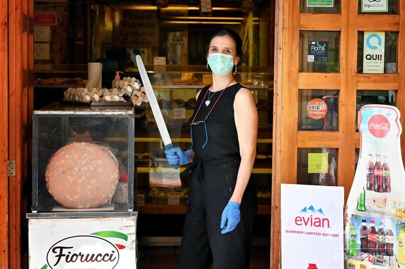 新型コロナウイルス、現在の感染者・死者数（6日午前4時時点） 死者25.4万人に