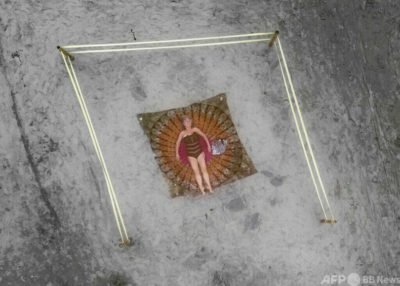 日光浴は枠内で ペルー