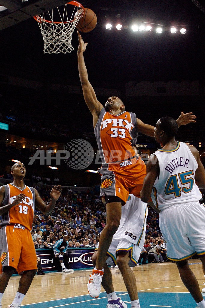 ホーネッツ サンズを降し連敗を3で止める