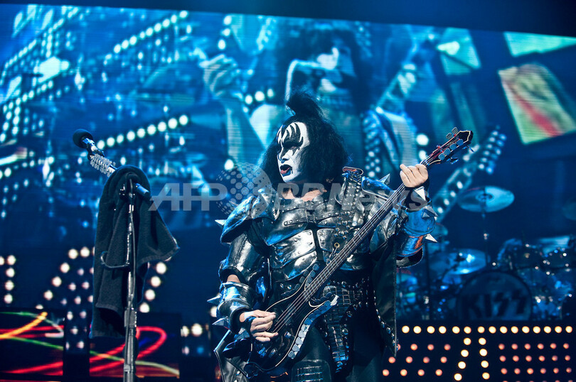米ロックバンド「KISS」、ワシントンで熱狂ライブ