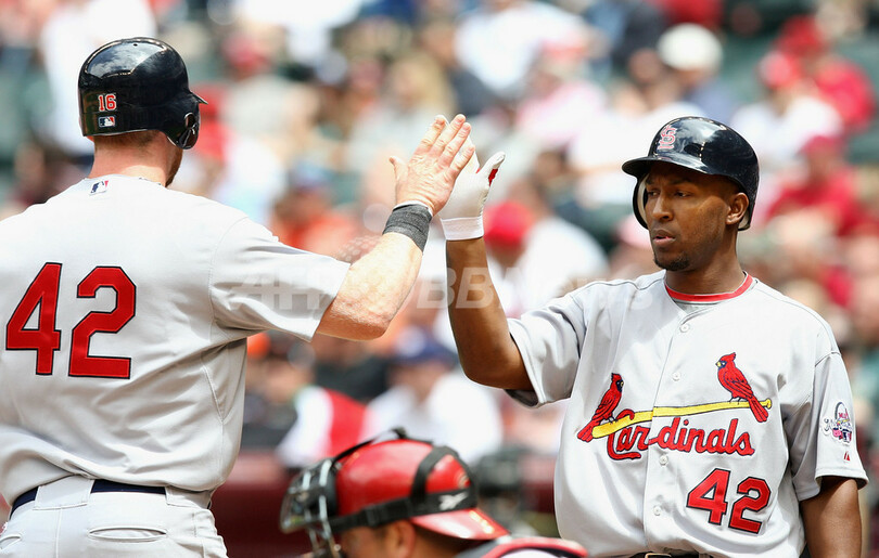 大リーグでジャッキー・ロビンソンデー、全員が背番号「42」