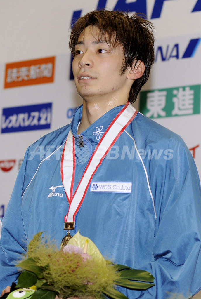 入江、男子100メートル背泳ぎで優勝 ジャパン・オープン