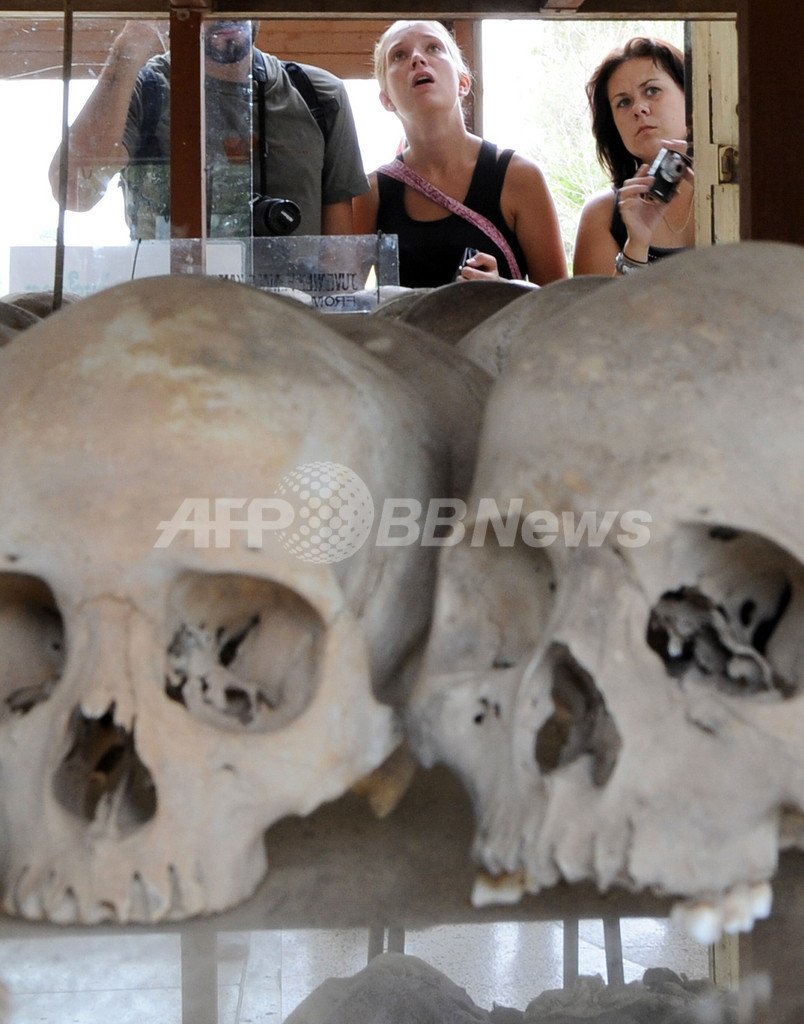 旧ポル・ポト派ナンバー2、審理延期を求める