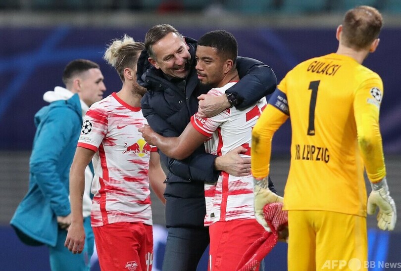 マンCがライプツィヒに黒星 DFウォーカー退場 欧州CL