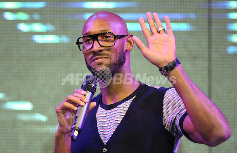 中国リーグ加入のアネルカ、入り混じる期待と不安