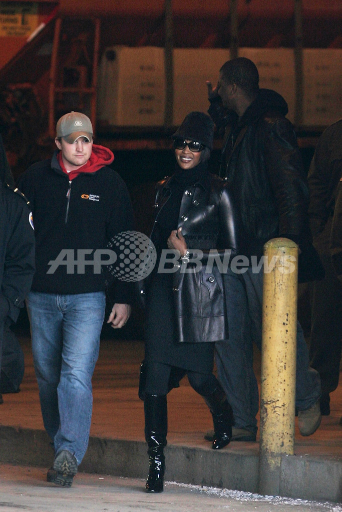 ナオミ・キャンベル 清掃活動第3日目 - 米国