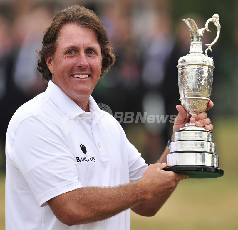 ミケルソンが逆転で初優勝、第142回全英オープン