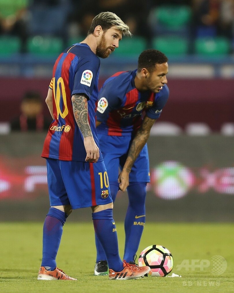 バルセロナがカタールで親善試合、サウジアラビア王者に勝利