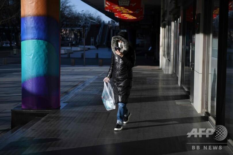新型コロナウイルス、中国本土での死者1800人超に