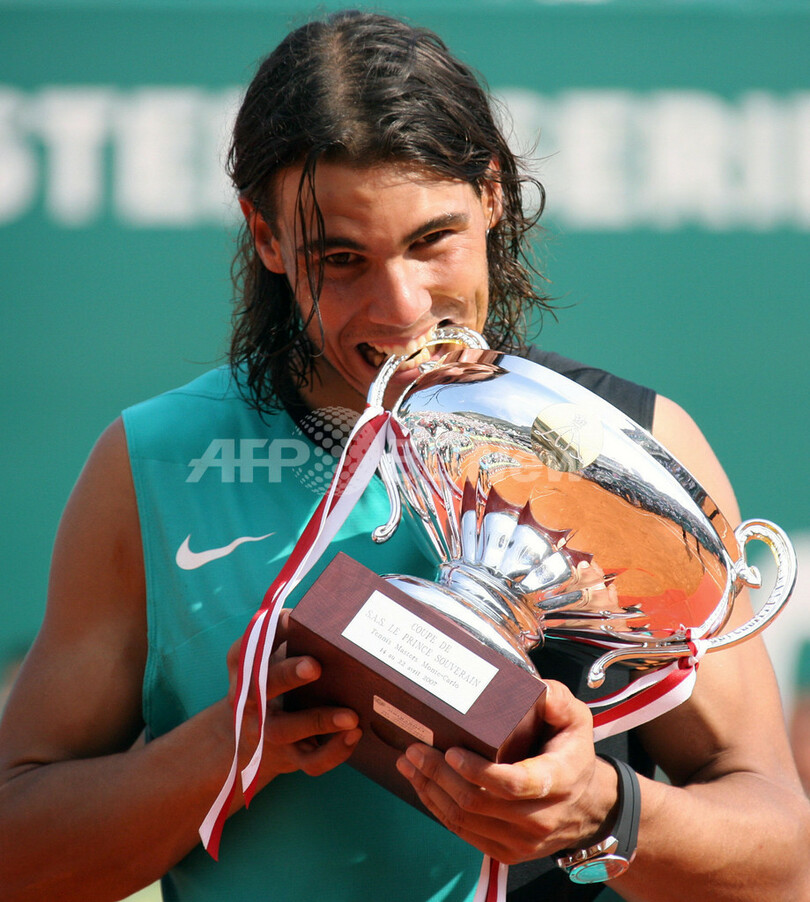 ＜男子テニス モンテカルロ・オープン2007＞ナダル フェデラーを降し大会3連覇を達成 - モナコ