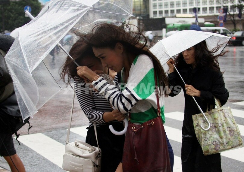 大型の台風18号が上陸、30万世帯に避難勧告