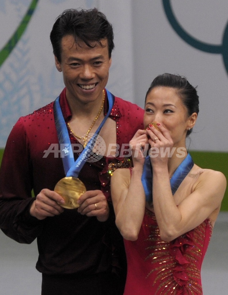 申雪／趙宏博が氷上結婚式