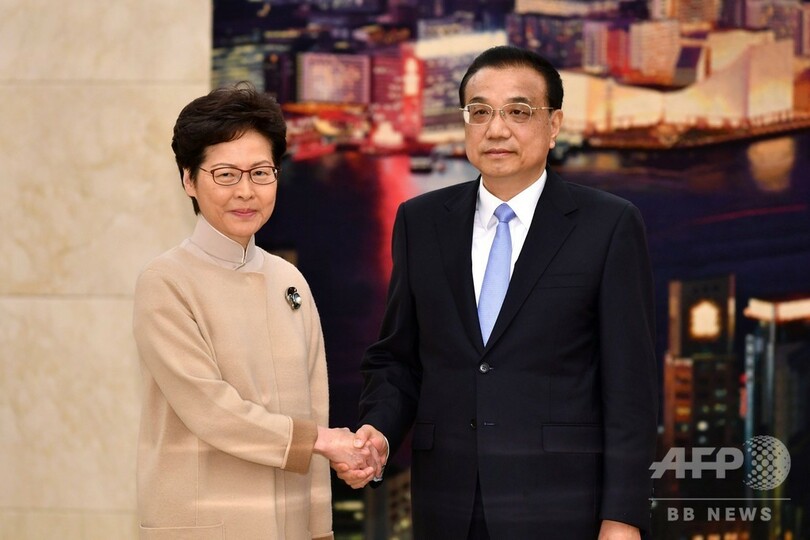 中国・習主席、香港行政長官に「揺るぎない支持」を表明