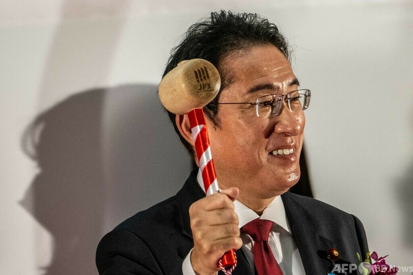 岸田首相、東証大納会に出席