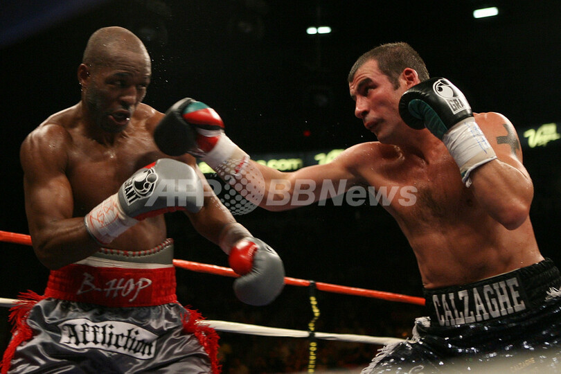 カルザゲ ホプキンス下し無敗記録を伸ばす