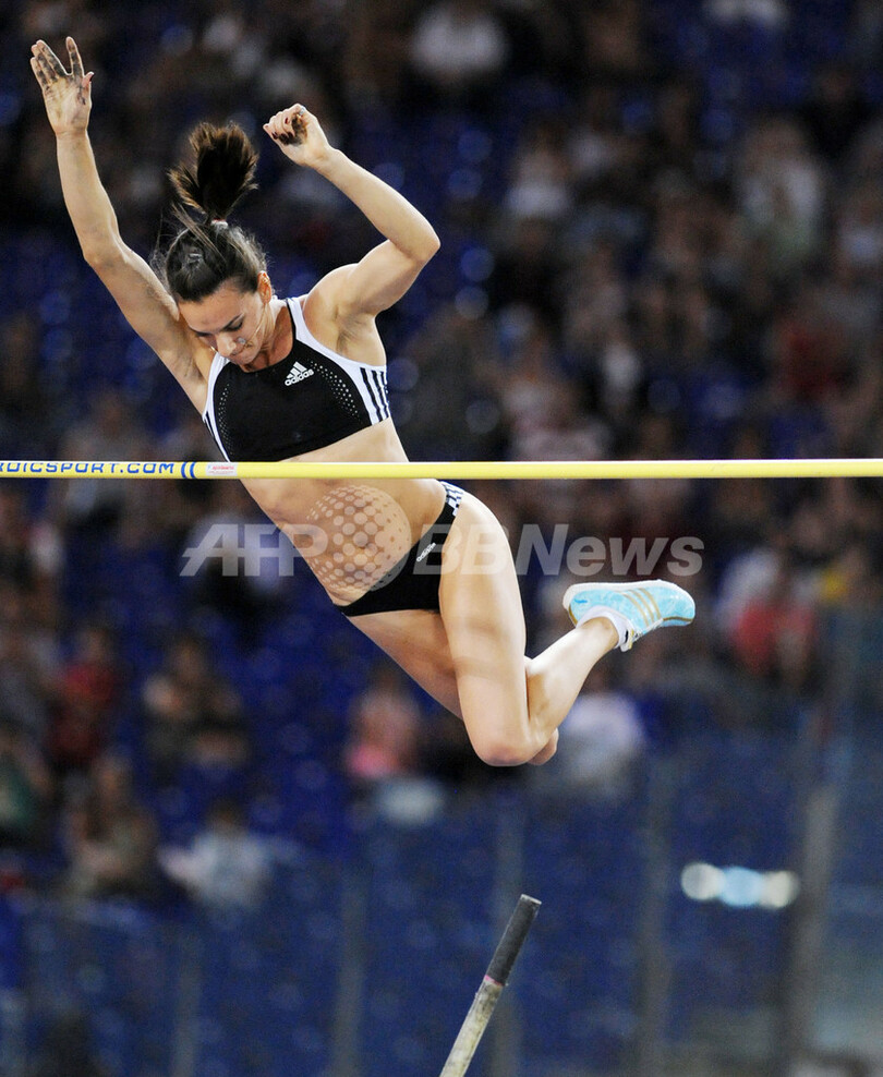 イシンバエワ 自身が持つ世界記録を更新