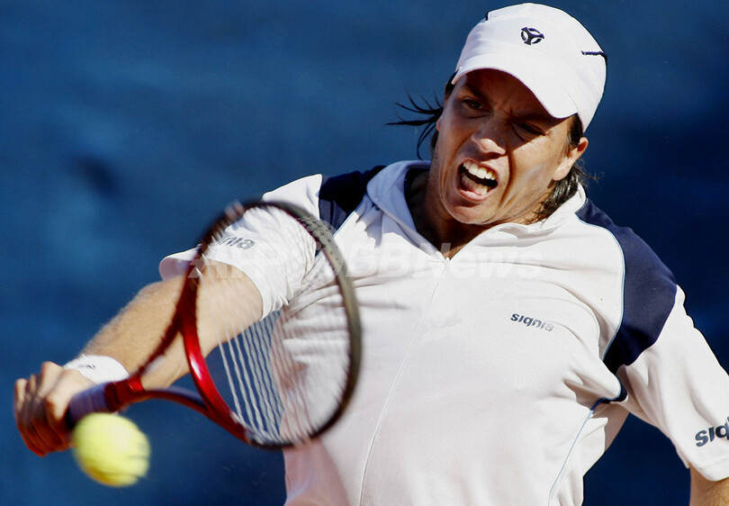 トロイキ ベルロクを降し準決勝へ