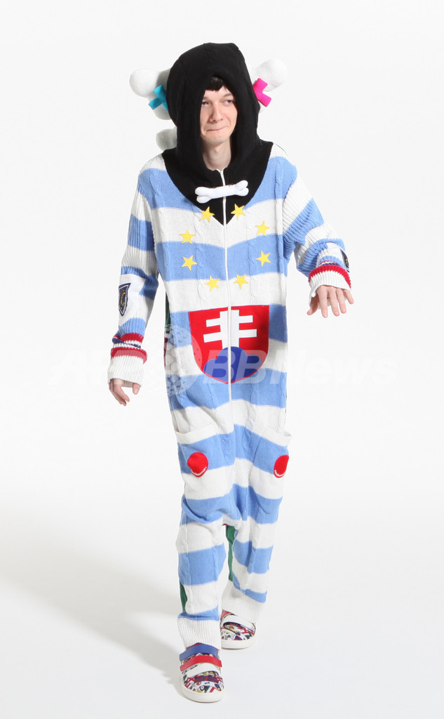 ＜11年春夏東京コレクション＞メルシーボークー、新作を発表