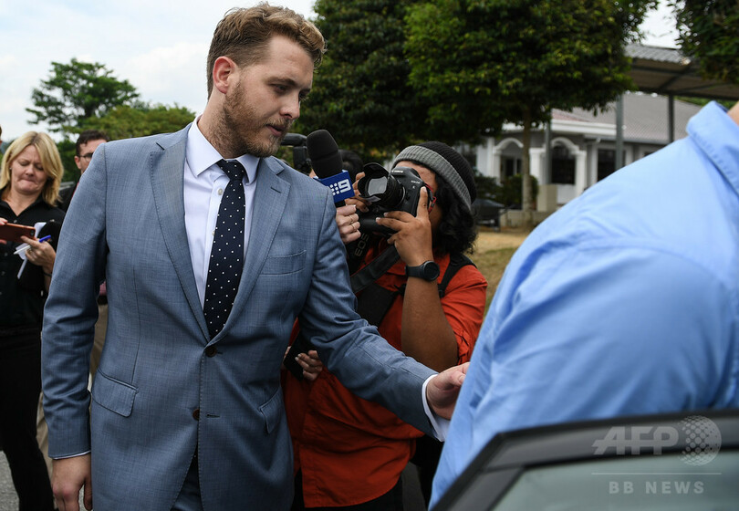 マレーシア、豪の水泳パンツ男9人を釈放 F1観戦で物議