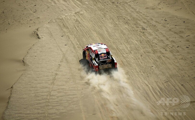 ダカールラリー開幕、トヨタのアルアティアが初日を制す