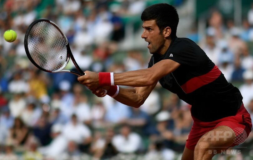 ジョコビッチが最多12回目の全仏8強、ベルダスコをストレートで退ける