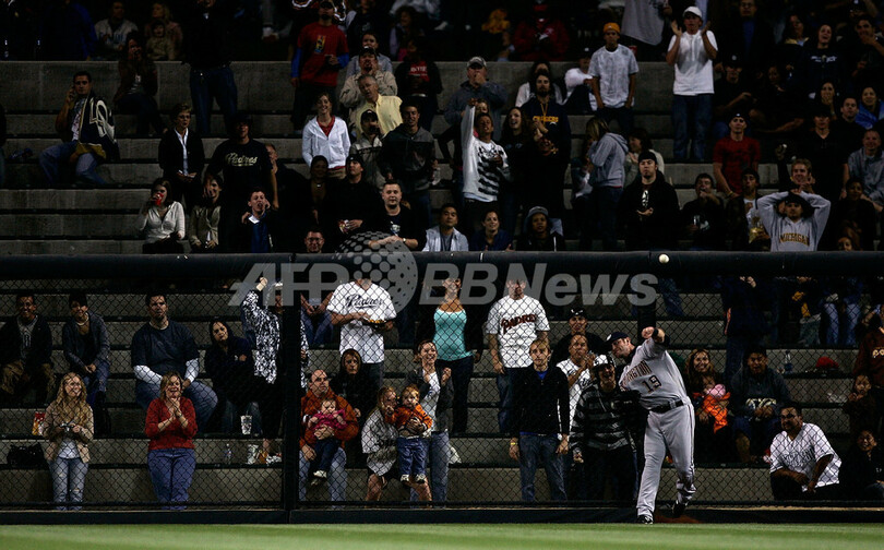 ＜07MLB＞パドレス 4回に一挙5得点でナショナルズに勝利し今季15勝目 - 米国　