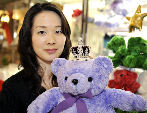 最終大幅値下げ⭐️超高級⭐️テディベア⭐️ 王冠つきテディベア、値段も女王級？ 写真4枚 国際ニュース：AFPBB News