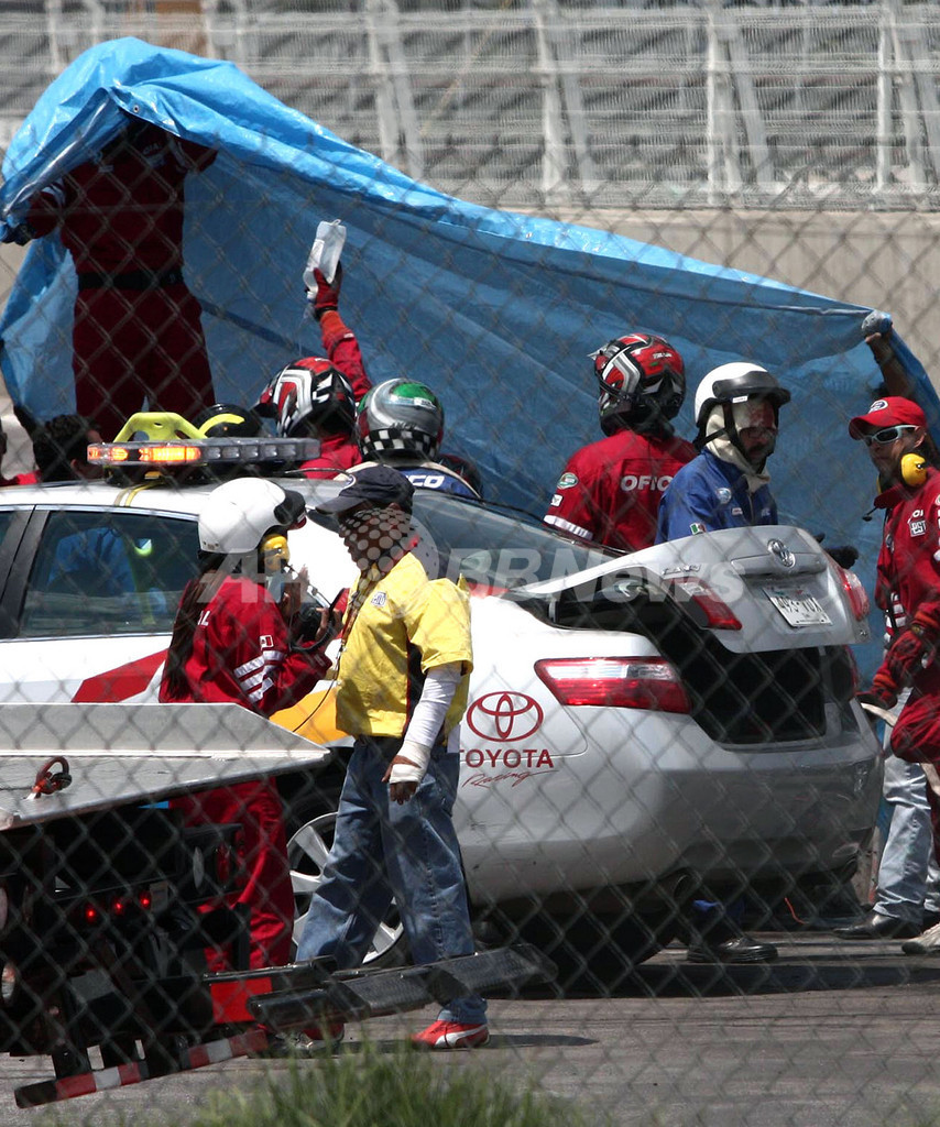 NASCARコロナシリーズでドライバーが事故死