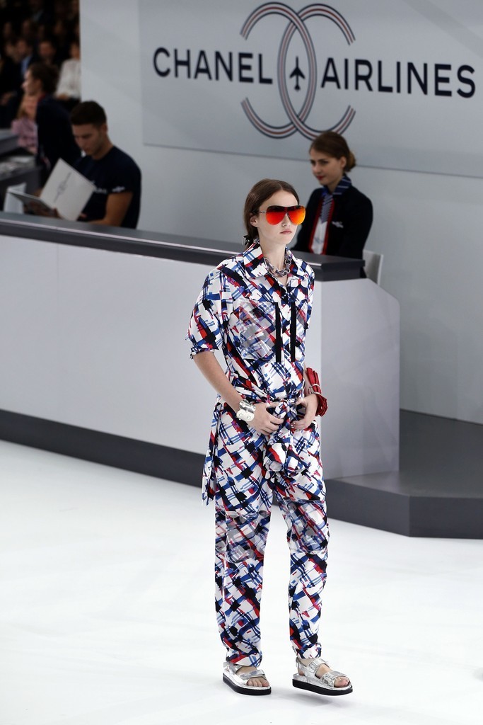 「シャネル」16年春夏コレクション