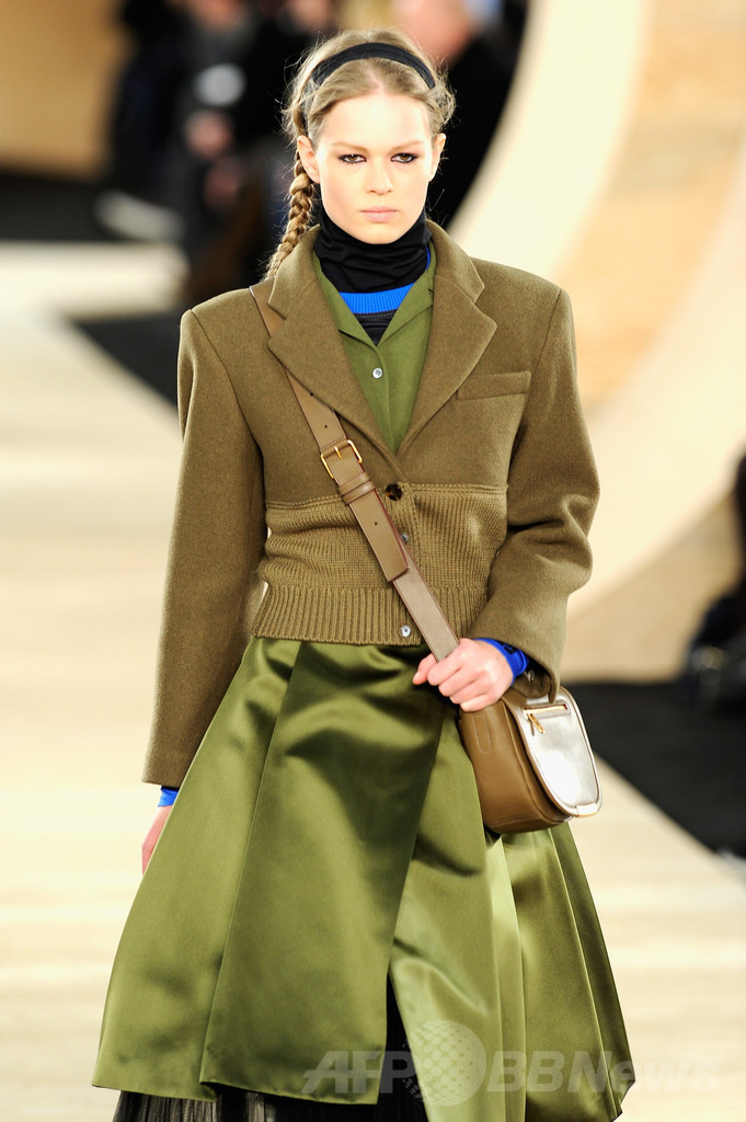 ＜14/15年秋冬NYコレクション＞マーク BY マーク ジェイコブス