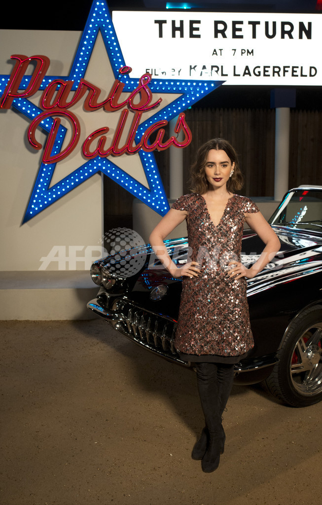 「シャネル」メティエダール・コレクション、会場には華やかな顔ぶれ
