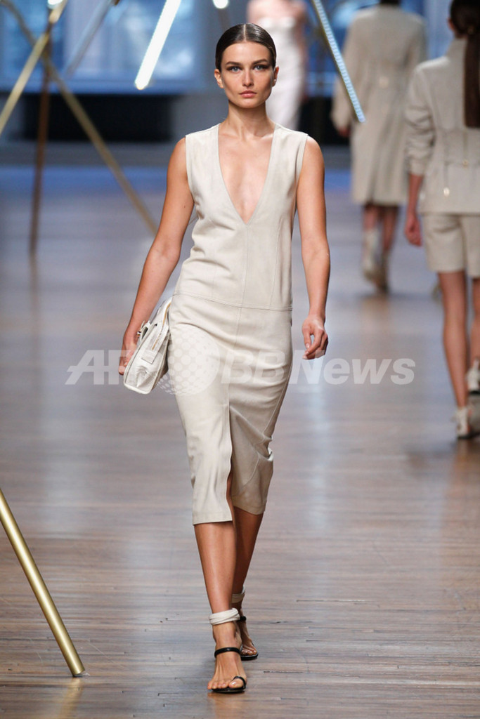 ＜14年春夏NYコレクション＞ジェイソン ウー