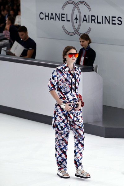 「シャネル」16年春夏コレクション