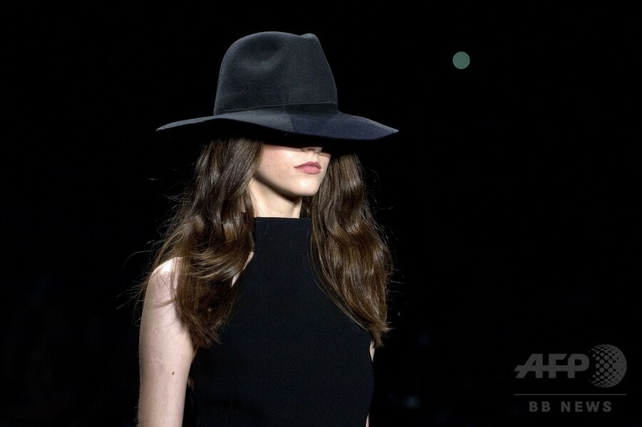 ドナテラ・ヴェルサーチもコレクション発表、「サンパウロ・ファッション・ウィーク」開催