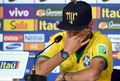 ブラジル代表のキャンプ地テレゾポリス（Teresopolis）で記者会見に臨むネイマール（Neymar da Silva Santos Junior、2014年7月10日撮影）。(c)AFP/VANDERLEI ALMEIDA