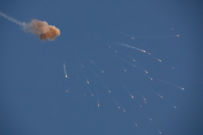 イスラエルとガザ過激派組織、停戦入り