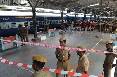 チェンナイ中央駅で爆発、女性1人死亡 9人負傷 インド
