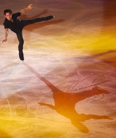 出場選手がエキシビションで華麗な舞、NHK杯