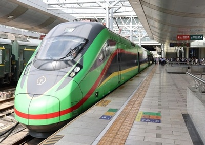 中国・ラオス鉄道 昆明－ビエンチャンで2本目の国際旅客列車が運行開始