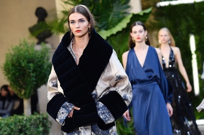 「ガリア ラハヴ」17/18年秋冬パリ・オートクチュール