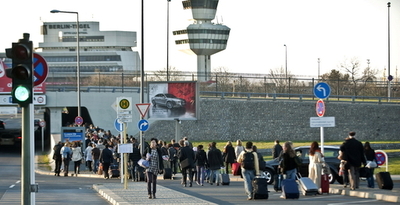 ベルリンの空港、9月の利用者が過去最高に 旅行者も急増