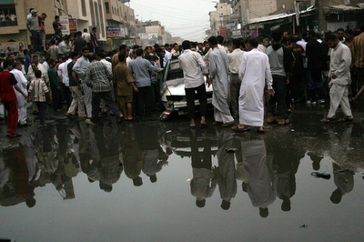 聖地カルバラで自爆攻撃発生、55人以上死亡 - イラク