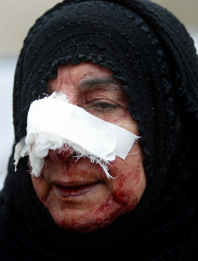 ロケット弾による攻撃で1人死亡、6人負傷 - イラク