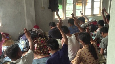 字幕:「同胞殺せない」 デモ弾圧嫌いインドへ逃亡、ミャンマー兵士や警察官