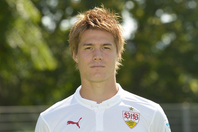 シュツットガルトがポートレート撮影、酒井高徳も参加