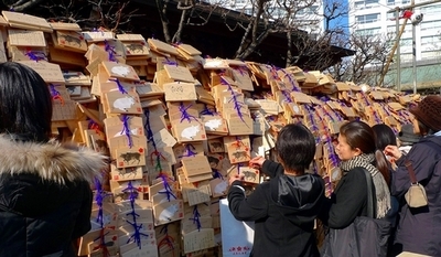 54歳父が20歳の息子の替え玉で受験、奈良県